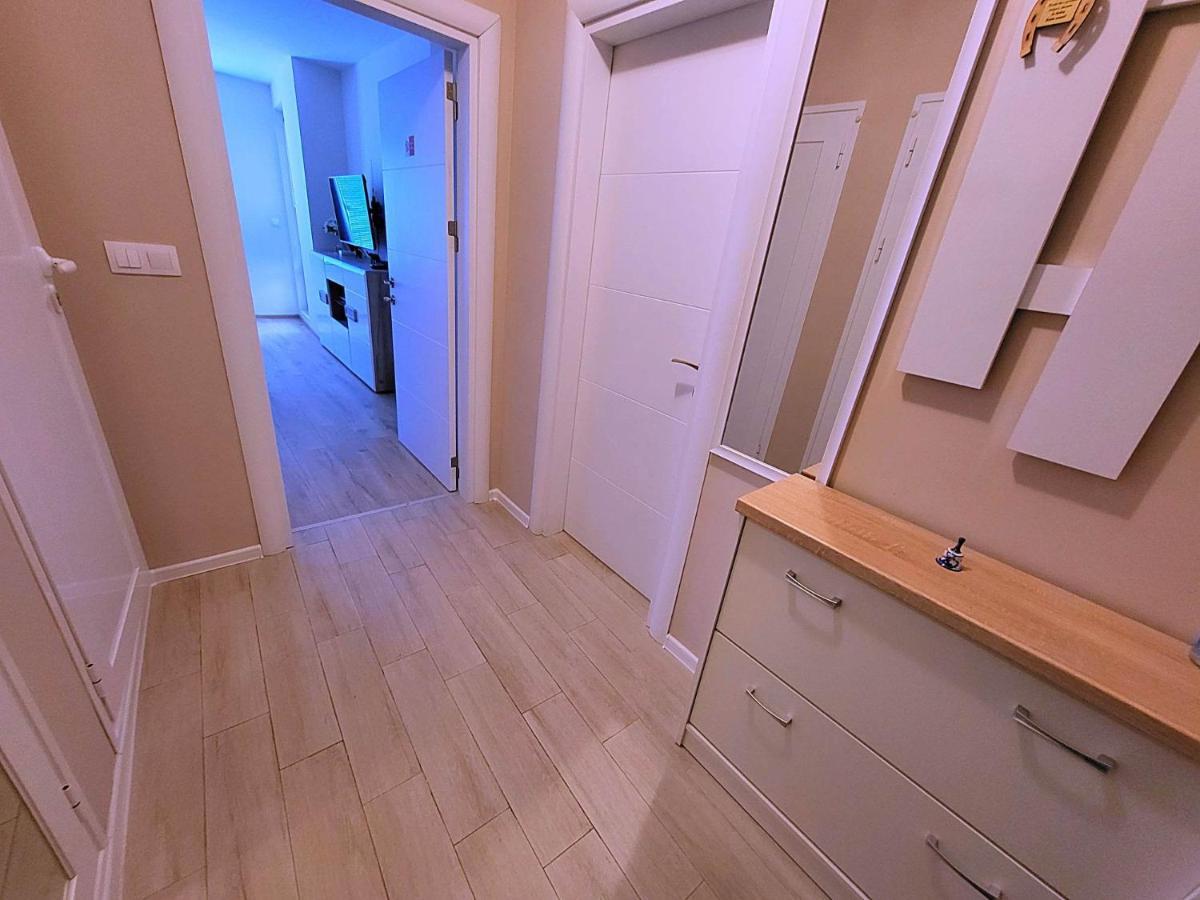 Nicky Holiday Flat Burgas City Eksteriør billede